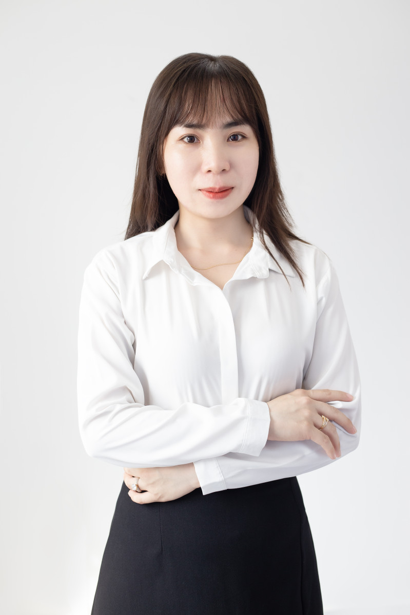 //deltalaw.vn/files/images/TH%C3%99Y%20TRANG.jpg