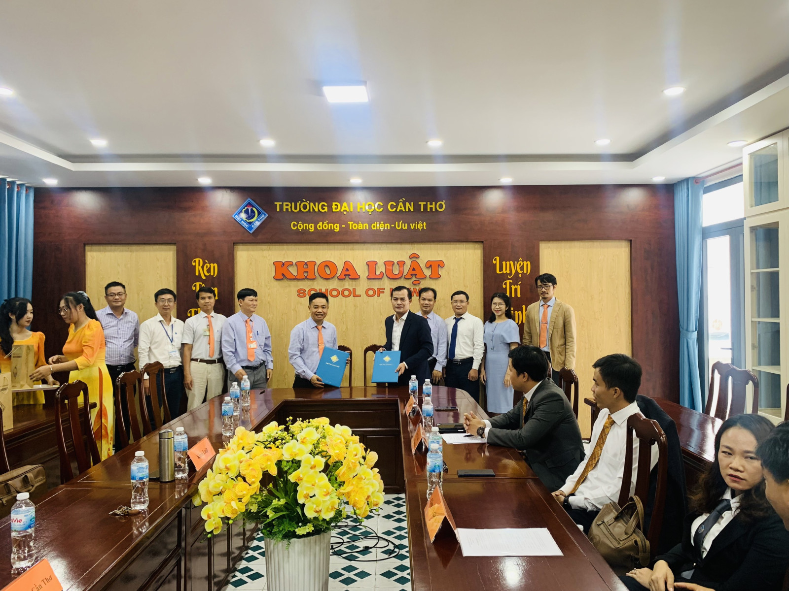 LỄ KÝ KẾT HỢP TÁC GIỮA KHOA LUẬT - TRƯỜNG ĐẠI HỌC CẦN THƠ VÀ CÔNG TY LUẬT DELTA NGÀY 29/5/2024